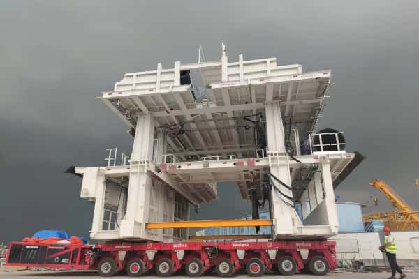 SPMT模块车,大件运输公司,降低成本,模块化设计,运输效率